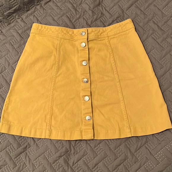 Divided H&M Skirt - Picture 1 of 3